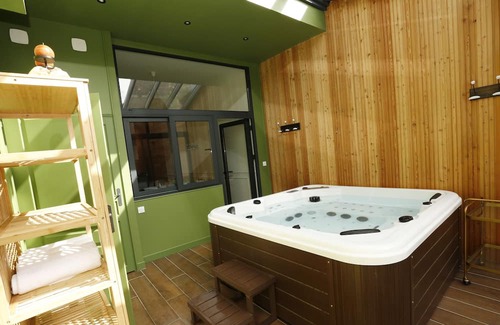 Cambrai Wohnung | L Arbre d or Appart Hyper Centre SPA Couvert