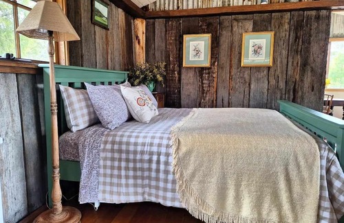 New Buildings Kabine | Immerse your self in the wild. In a secluded cabin on 100 acres of native forest