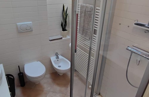 Levico Terme Wohnung | Day/night apartment in the street parallel to the center, ideal for families