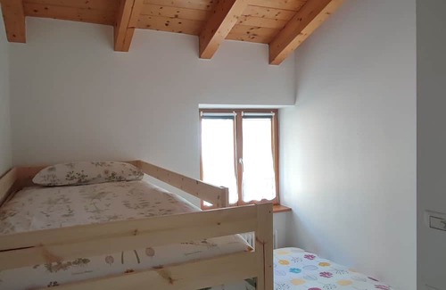 Levico Terme Wohnung | Day/night apartment in the street parallel to the center, ideal for families