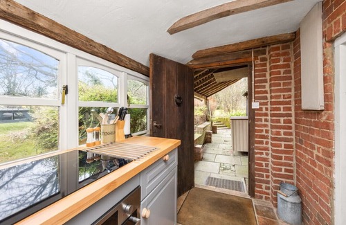Steyning Haus | The Milkhouse - Baking and wreath making workshops on site