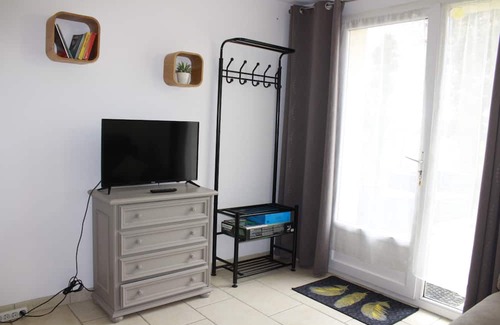 Valence Wohnung | Logement à la Campagne, à 10 mn de Valence. Animaux de Compagnie Acceptés!