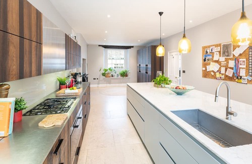 Budleigh Salterton Haus | Knowle House - Stunning Country House Sleeps 12 Devon Heated Pool, Dog Friendly