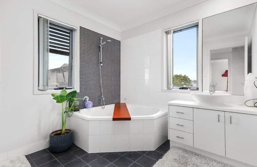 Tugun Haus | Relaxed Coastal Getaway