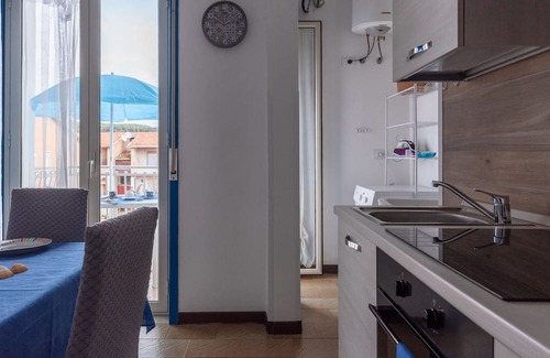 Porto Empedocle Wohnung | Holiday Home 'Nautilus' with Sea View, Wi-Fi and Air Conditioning