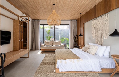 Padonan Villa | Bermain Haus is 3 bedroom villa located in a well-connected area of Canggu.