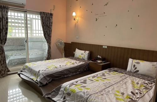 Taitung Bed & Breakfast | Secret base B&B