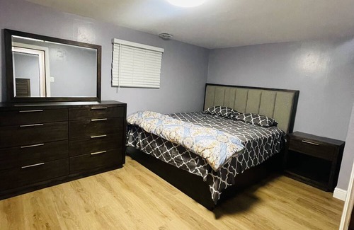 Buffalo Haus | Terrific 3-bedroom house with WiFi in Buffalo