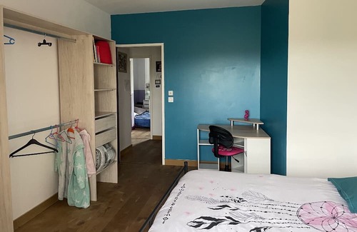 Montluel Haus | Maison Mitoyenne à la Campagne. 3 Chambres. Proche Sortie A46, A432 les Echets