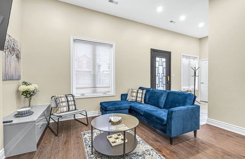 Landsdale Haus | Stylish 5bed Home Near DT/Hospitals/GO/Lake/TiCats