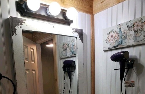 Lufkin Kabine | Rustic Corner Cabin
