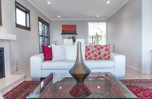 Remuera Haus | Premier and Roomy 4BR Holiday Home in Auckland