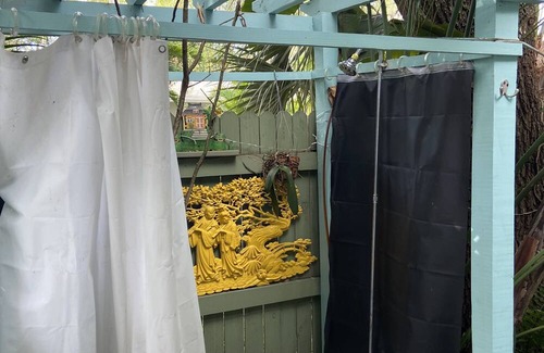 Sailboat Bend Haus | Key West Bungalow