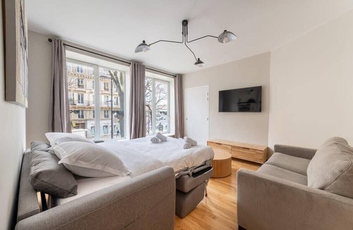 Saint-Vincent-de-Paul Wohnung | Beautiful & Modern 1BD Flat near Montmartre
