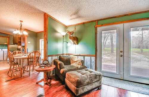 Union Springs Haus | Rustic Union Springs Home w/ Gas Grill + Deck!