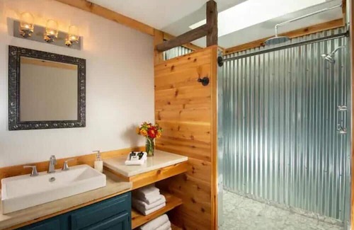 Steeles Tavern Kabine | Sunset Cabin, Hot tub and on site Spa!
