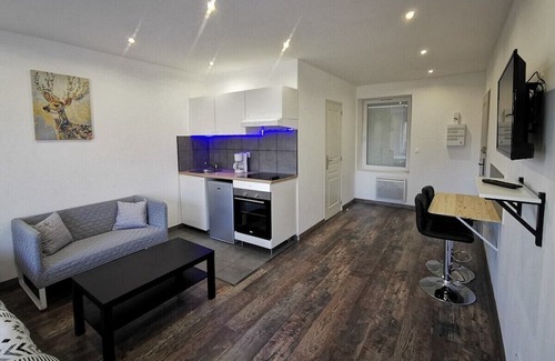 Chasse-sur-Rhone Wohnung | Suite Zen, Ô Bon Temps