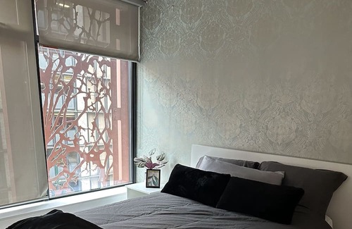 Chinatown Wohnung | Cozy Master Suite Room in Gastown Vancouver