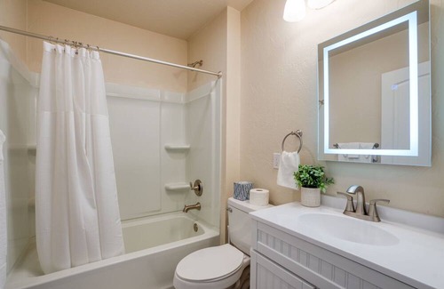 Kila Haus | Charming 2 Bedroom Home 10 Minutes from Kalispell