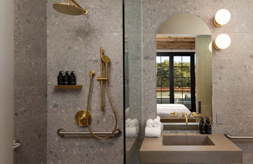 Lower State Haus | Penthouse with Lounge, Private Balcony, Fire Pits