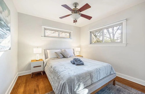 Arlington Heights Haus | Exquisite 4Bed 2bath house luxry Arlington Heights