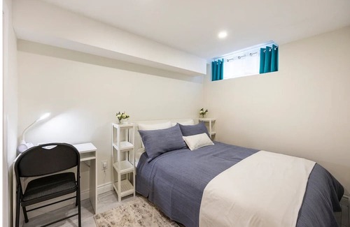 Newmarket Haus | New Private & Clean Suite in Newmarket, ON