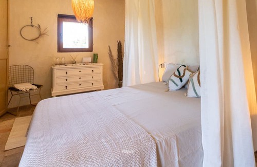 Sant Marti de Tous Sonstige | Timeless Tranquility: Experience the Legacy of Masía Aubareda, 1h from Barcelona