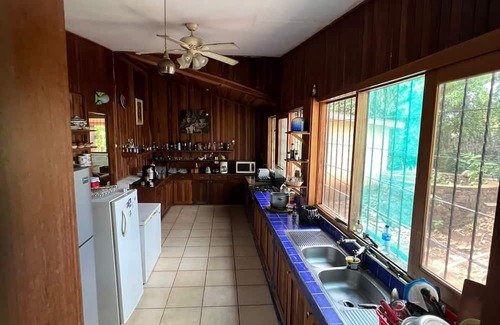 Santa Cruz Sonstige | Spacious rustic lakefront house overlooking Maderas volcano