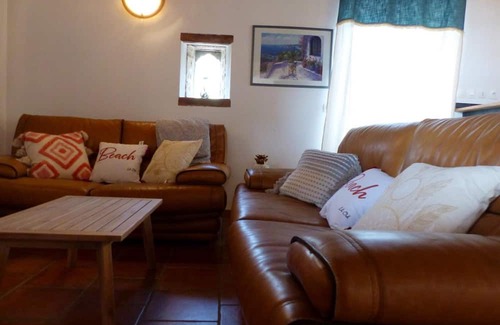 Lurcy-Levis Hütte | Gite Lurcy-Lévis, 2 bedrooms, 6 persons