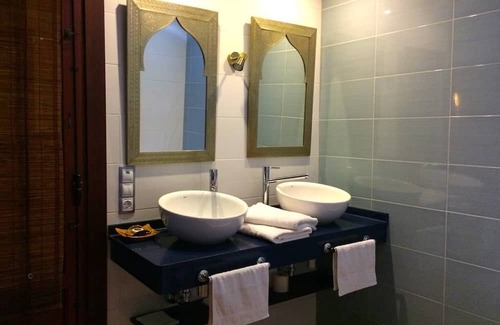 Adra Wohnung | Holiday Apartment "Cerro Del Pozo Amanecer" with Sea View, Shared Pool & Wi-Fi