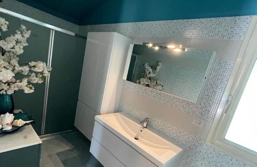 Corigliano D'Otranto Haus | Holiday Home 'Dependance Paloma' with Shared Pool, Wi-Fi and Air Conditioning