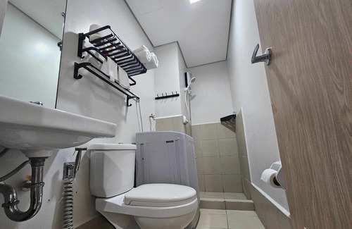 Marilao Eigentumswohnung | 5 minutes to SM Marilao! Family-size condo with Smart Tv for Netflix.