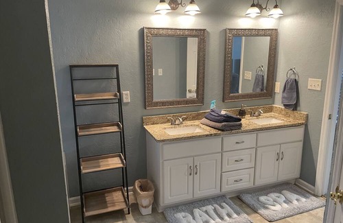 Evans Haus | Summerton home.