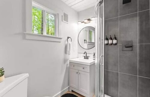 Ariel Kabine | 2 Cabins by Lake Merwin + HotTub