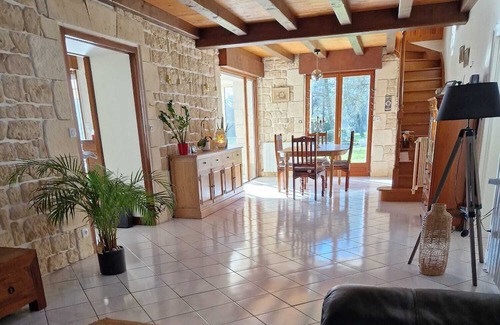 Pessines Haus | Charantaise Avec Piscine et Parc, 7 Minutes de Saintes, 25 Minutes de Royan