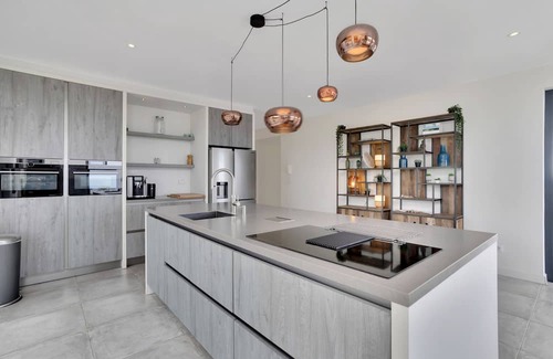 Sabadeco Haus | Kas di Luna, NEW! Luxury villa with gorgeous ocean views and infinity pool.
