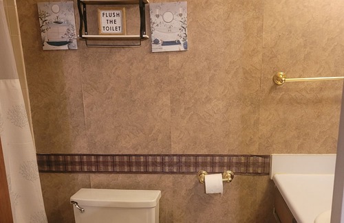 Selma Haus | Cozy Townhome close to historic downtown