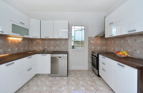 Kamen Wohnung | Three bedroom apartment with terrace and sea view Stobreč, Split (A-21990-a)