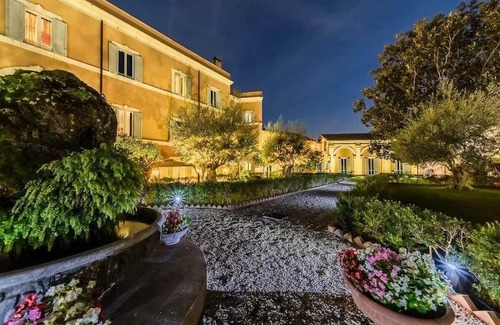Ripa Wohnung | Elegant 1BR Suite for Four Persons at Rome