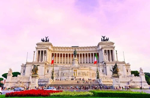 Ripa Wohnung | Elegant 1BR Suite for Four Persons at Rome