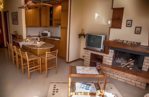 Oldesio Wohnung | Apartment 'I Fiori' with Lake View, Shared Terrace and Wi-Fi