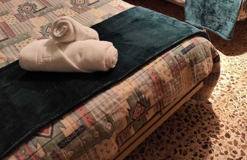 Alcaudete Haus | Holiday Home 'Villa Cuartelillos' with Mountain View, Private Pool and Wi-Fi