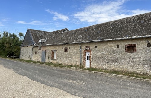 Beauvilliers Wohnung | Studio Indépendant au Calme à la Campagne Avec nos 4 Ânes sur le Pâturage