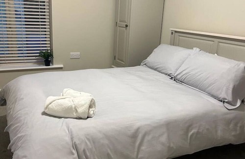 Burslem Wohnung | Comfortable & Spacious Apartment