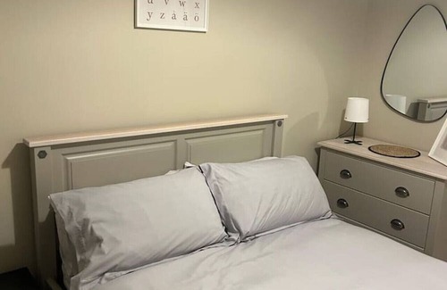 Burslem Wohnung | Comfortable & Spacious Apartment