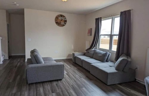 Raleigh Haus | 5 Bedroom Echo Friendly Homenn