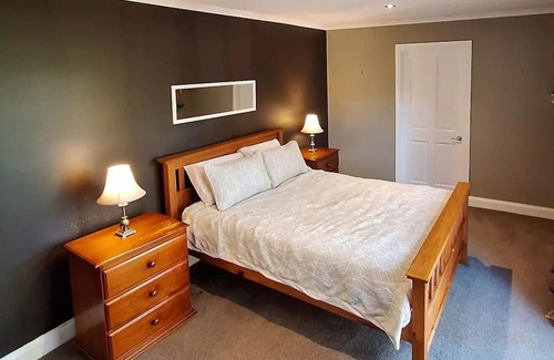 Highton Haus | 4BD House - Available late March to early July Only 6 km to Geelong City Centre