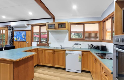 Londonderry Sonstige | Farm stay for14 people with Swimming pool, Sauna, pool table.