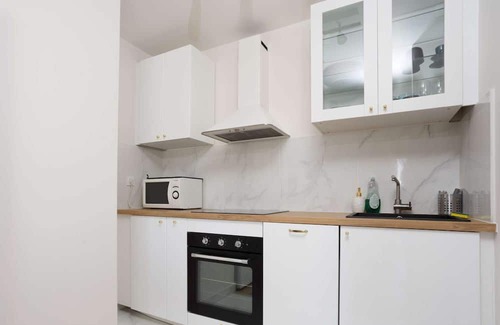 Vanves Wohnung | 3 minutes from metro, sleeps 2, and parking at Porte de Versailles 3 stars