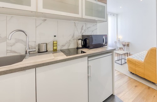 Le Raincy Wohnung | Vrbo Property
